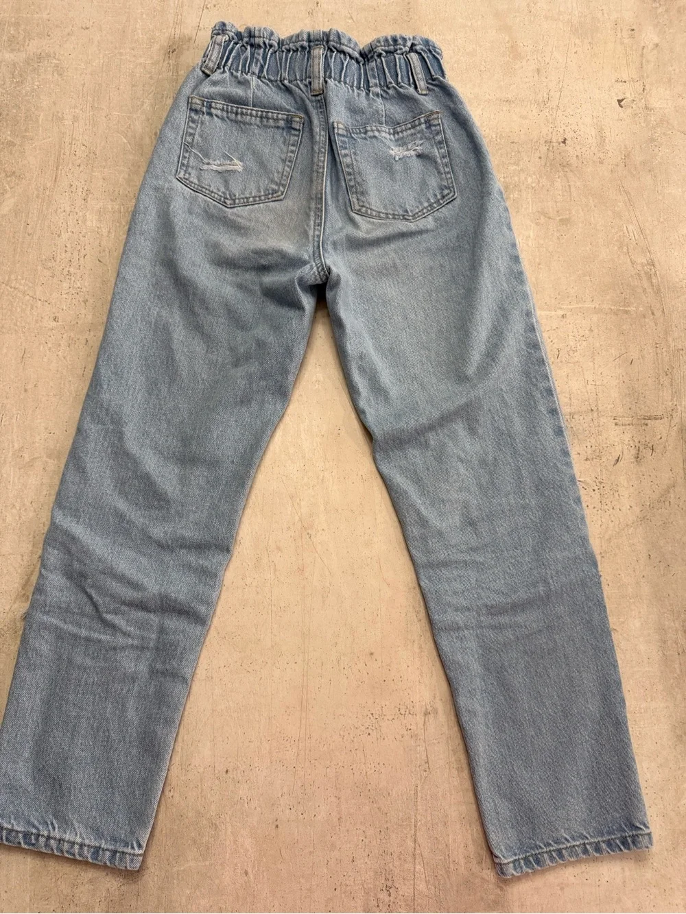 Forever 21 Girls Light Wash Distressed Straight Leg Jeans Size 9/10